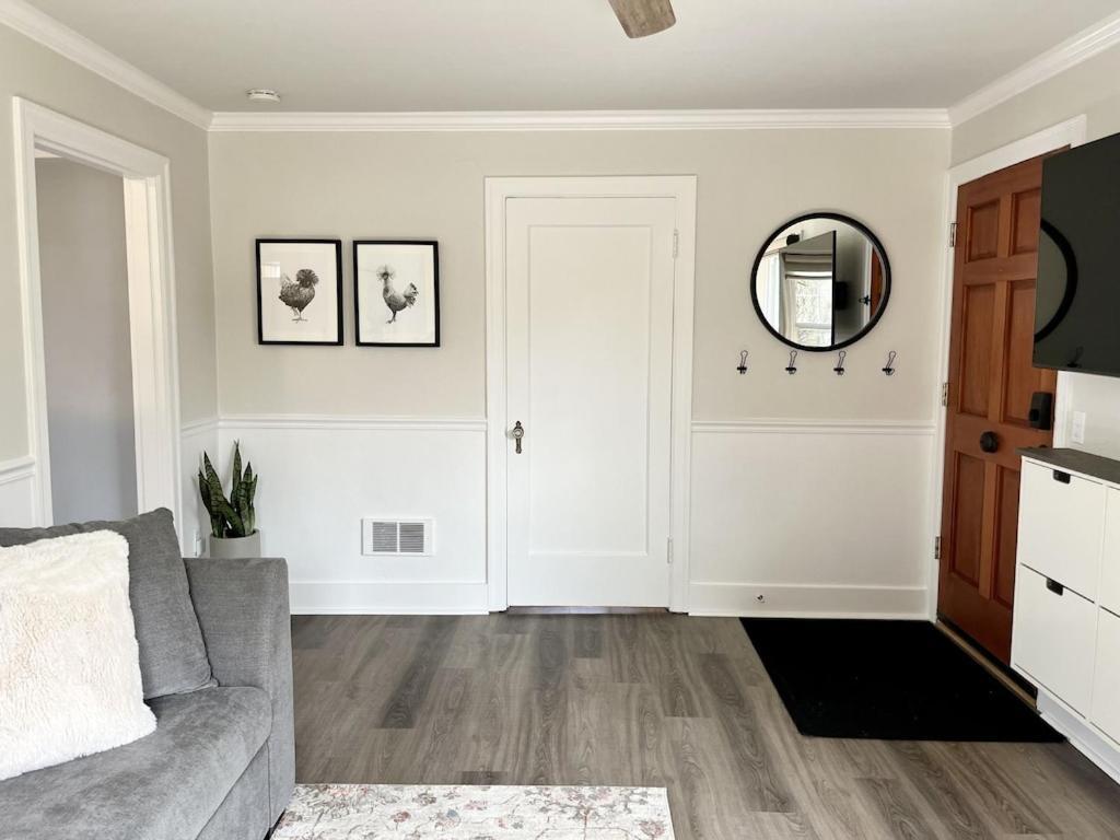 Modern 2 Bedroom Farmhouse Cottage With Hot Tub In Snohomish Buitenkant foto
